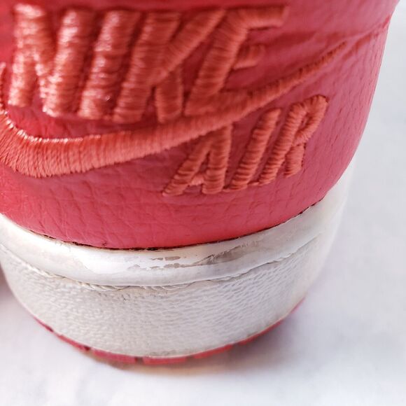 Nike Air Jordan 1 Retro High Rare Air Max Youth Sz. 5.5 Red & Black 705300-800 - Picture 15 of 16